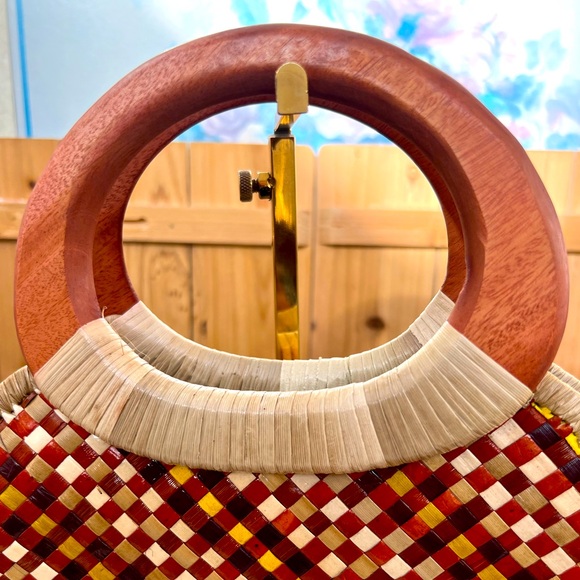 Handmade Rattan Crossbody Bag - Picture 2 of 9